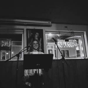 Meet your Posher, Cece